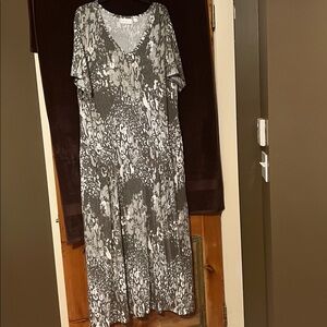 Gray and White Patterned Dress